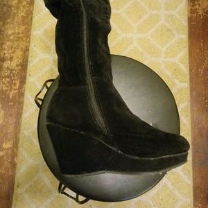 Black Boots with heel